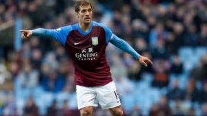 Стилиян Петров благодари на всички за подкрепата на "Вила Парк"