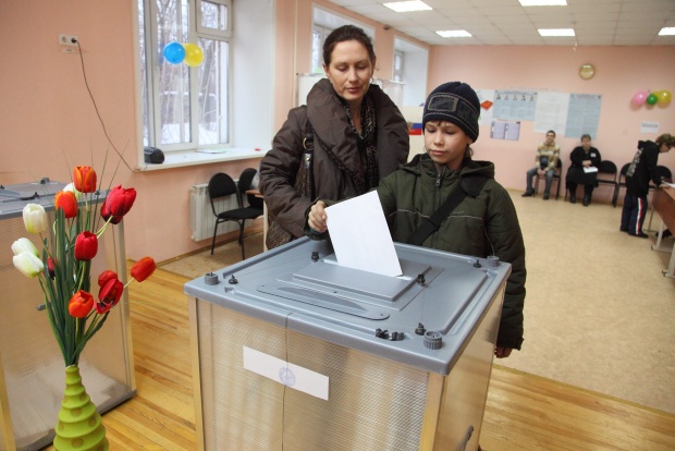 Русия гласува за президент