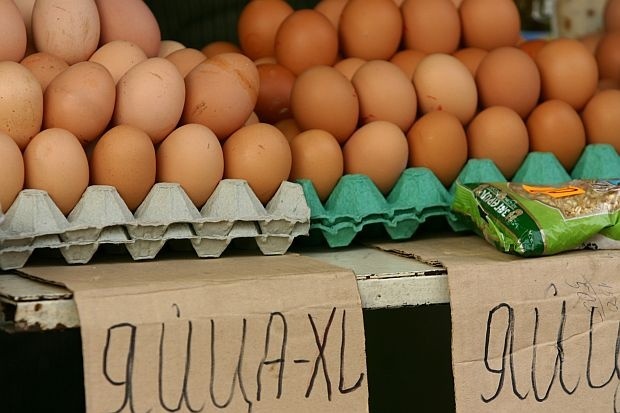 Експерт: Яйцата ще поевтинеят до Великден