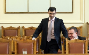 Мирослав Найденов и Симеон Дянков най-контролирани от депутатите