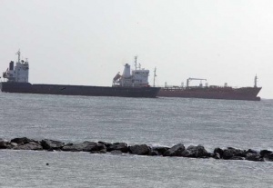 Турция спря кораб, заподозрян, че пренася оръжие за Сирия