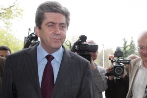 Първанов: Държавата се „яневизира"