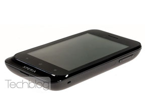 Първи снимки на бюджетния смартфон Sony ST21i Tapioca