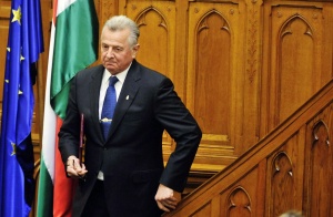 Унгарският парламент прие оставката на президента Пал Шмит