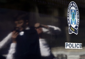 Гърция дава полицаи и патрулки под наем
