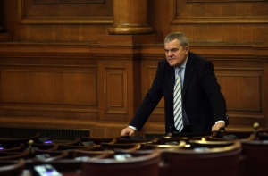 Румен Петков: Не бих прегърнал Волен Сидеров