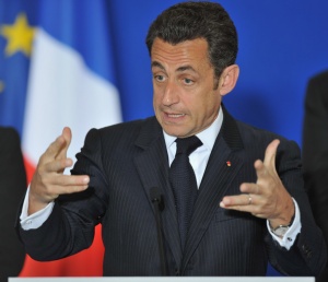 Никола Саркози призна, че „не си е врял носа във Фукушима”