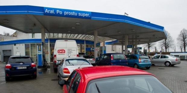 Разследват картел на горивата и в Германия