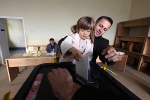 90 избирателни секции в Косово за изборите в Сърбия