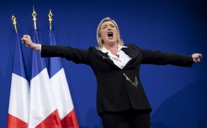 Марин льо Пен няма да гласува нито за Оланд, нито за Саркози