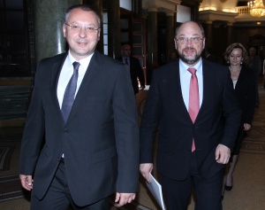 Шулц подкрепи Станишев за лидер на европейските социалисти