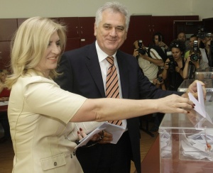 Николич фаворит на букмейкърите на първи тур на изборите в Сърбия