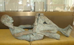 Водолази откриха бронзова статуя в морето край Созопол