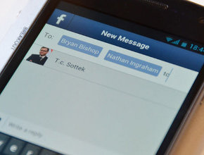 Щатските потребители използват Facebook повече през телефоните си