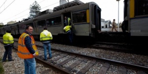 Турски влакове се сблъскват челно, 15 ранени