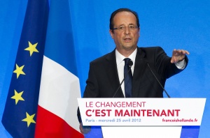 Оланд поема президентския пост и бърза за среща с Меркел