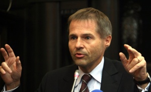 Бюрокрация, корупция и съдебна система - основните предизвикателства пред България