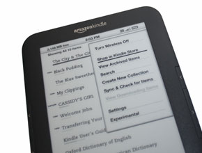 Amazon подготвя нов четец с подсветка на екрана и нов таблет