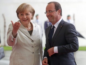 Меркел и Оланд намериха общ език, вече са „Мерколанд“