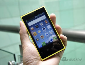 Baidu представи първия си телефон