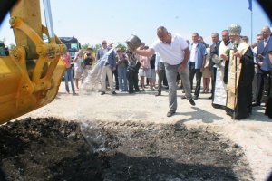 Бойко Борисов пресажда 2605 блатни кокичета от магистрала „Марица“