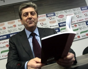 Първанов се засрами пред БСП от „случая в Сливен"