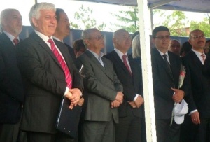 На Доган му „замириса" на предсрочни парламентарни избори