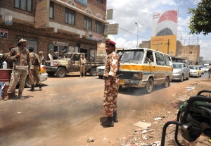 Терорист самоубиец взриви военен батальон в Йемен