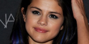 Британец хакна профила на Селена Гомес във „Фейсбук”