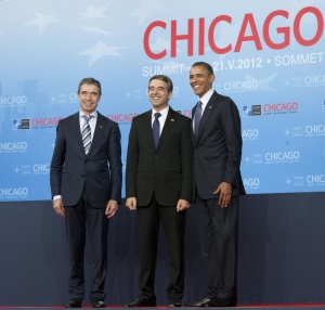 Македония: Всички в НАТО ни подкрепиха, само България седя и мълча