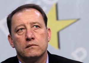 БСП иска изслушване на Борисов, Дянков и Павлова заради земетресението