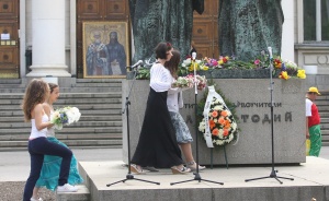 Фандъкова: Родният език е повече от идентичност