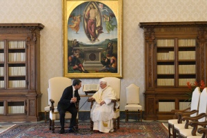 Плевнелиев покани папа Бенедикт XVI в България