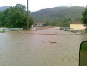 Река Бебровска наводни три търновски села