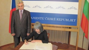 Попова благодари на Чехия за подкрепата за Шенген