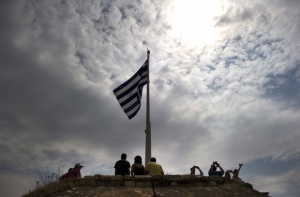 Гръцката десница набира сила, изпреваря СИРИЗА, сочи проучване