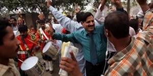 Пакистанци осъдени на смърт, че са танцували заедно на сватба