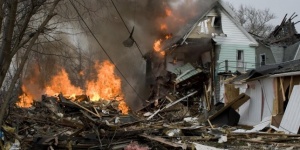 Студент по архитектура взриви „кичозната” къща на родителите си