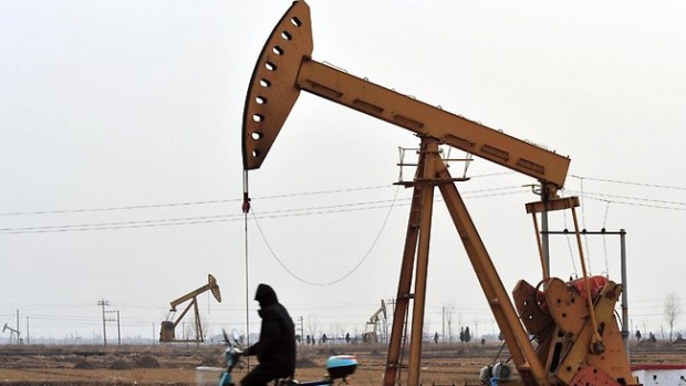 Цената на петрола достигна най-ниското си ниво за 2012