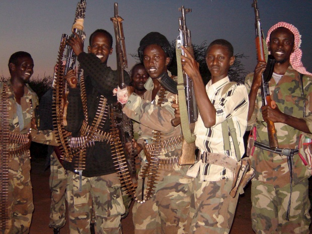 ЕС за първи път атакува с ракети база на сомалийски пирати
