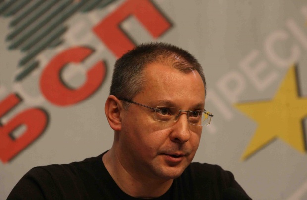 Станишев, Кадиев и Стойнев останаха в борбата за лидер на БСП