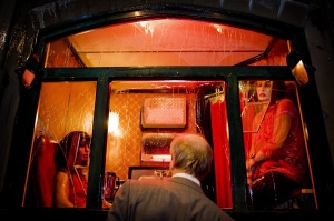 Бордей с проститутки роботи отваря врати в Амстердам