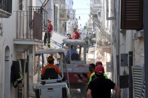 Две сгради се срутиха при експлозия на газ в Италия