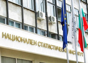 България изнася по-малко, внася повече, сочат данни на НСИ