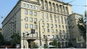 Фенове протестираха срещу волейболната федерация, искат Стойчев обратно