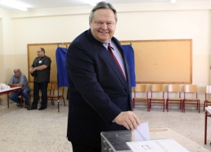 Никоя партия няма да спечели мнозинство в Гърция, сочат предварителни данни