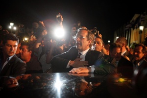 Консерваторът Андонис Самарас прави първия опит за коалиция в Гърция
