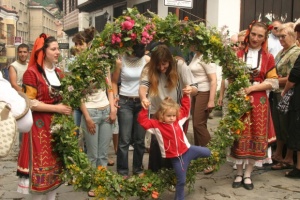 Днес празнуваме Еньовден!
