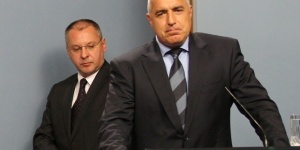 Борисов и Станишев си пращат поздрави и „признания”