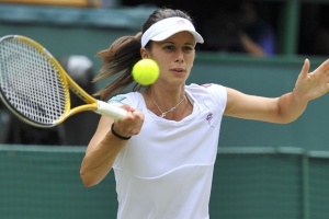 Цвети Пиронкова стартира Уимбълдън с трудна победа